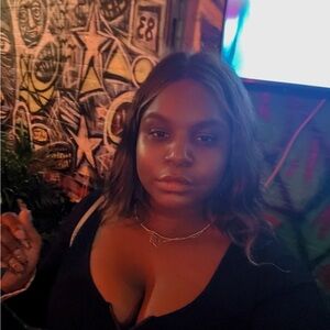 Meet your Posher, Raven